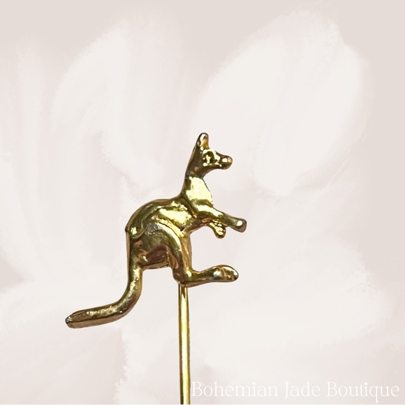 Vintage Gold Kangaroo Hat Pin Brooch Tie Pin - Picture 2 of 4
